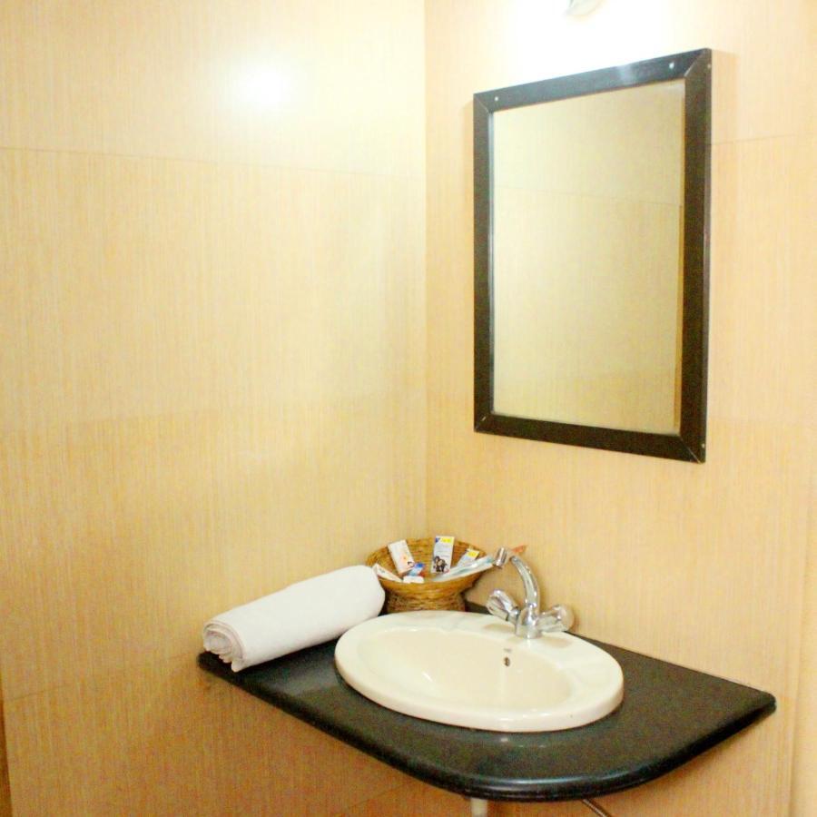 Hotel Manik Moti Lonavala Exterior photo